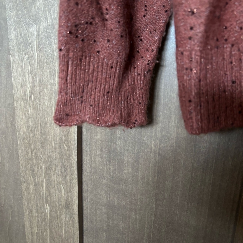 LC Lauren Conrad Women's LC Lauren Conrad Ruffle Shoulder Sweater Size XL Sequin - Picture 5 of 7